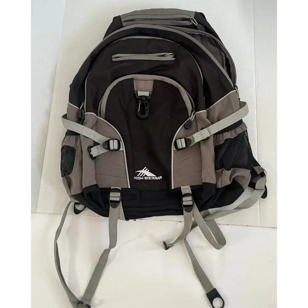 HIGH SIERRA BLACK AND GRAY BACKPACK TRAVEL PACK CARRY-ON HIKING LUGGAGE‎